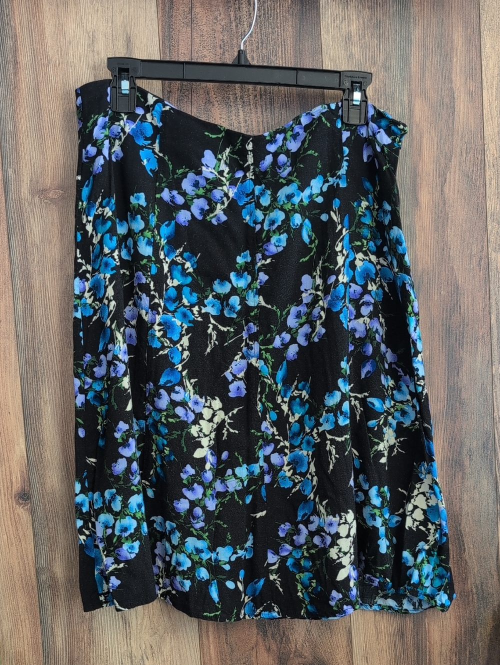 Christopher & Banks Skirt Floral Print 12    556A